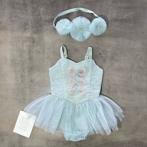 Elegant dress for first photoshoot! 0-3 M